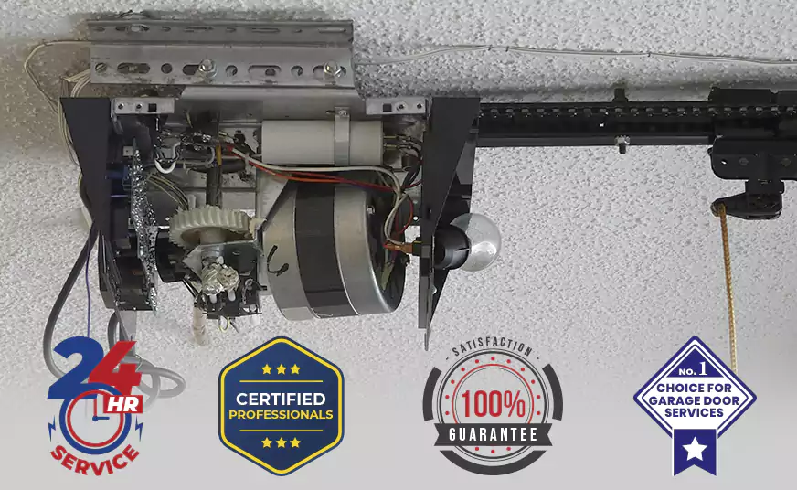 Master Mechanic Garage Door Opener Maintenance & Inspection in Atlantis, FL